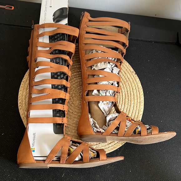 Sam Edelman Leather knee High Gladiators Sandals Size 7.5 - Picture 13 of 16